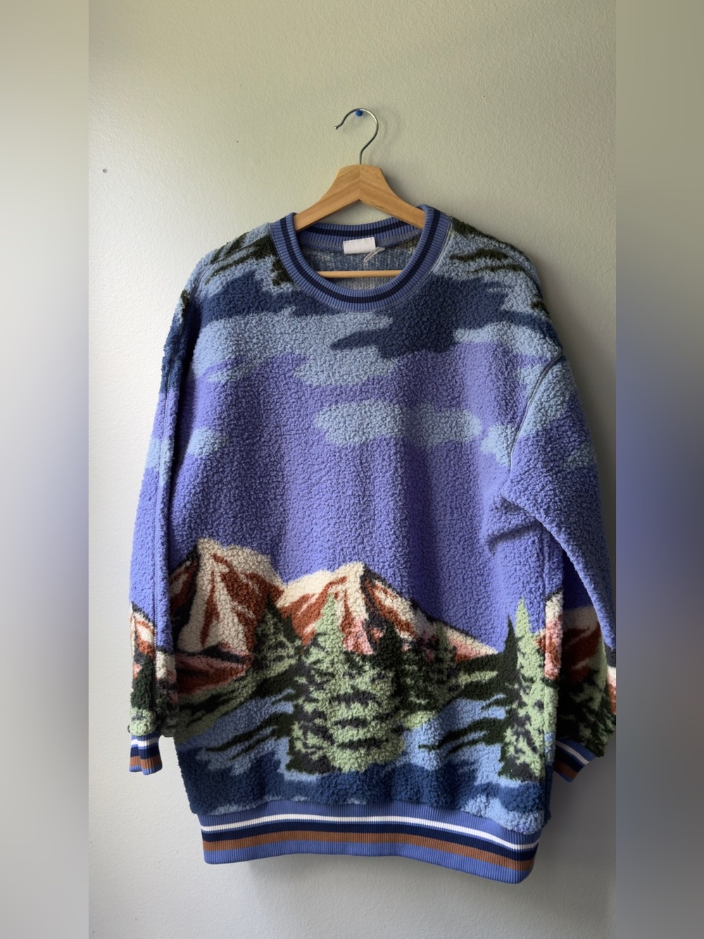 Urban Outfitters Out From Under Blue Mountain Fleece Sherpa Crewneck Sweater M